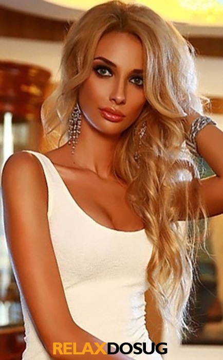  Снежана 21703