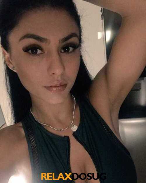  Камилла 27184